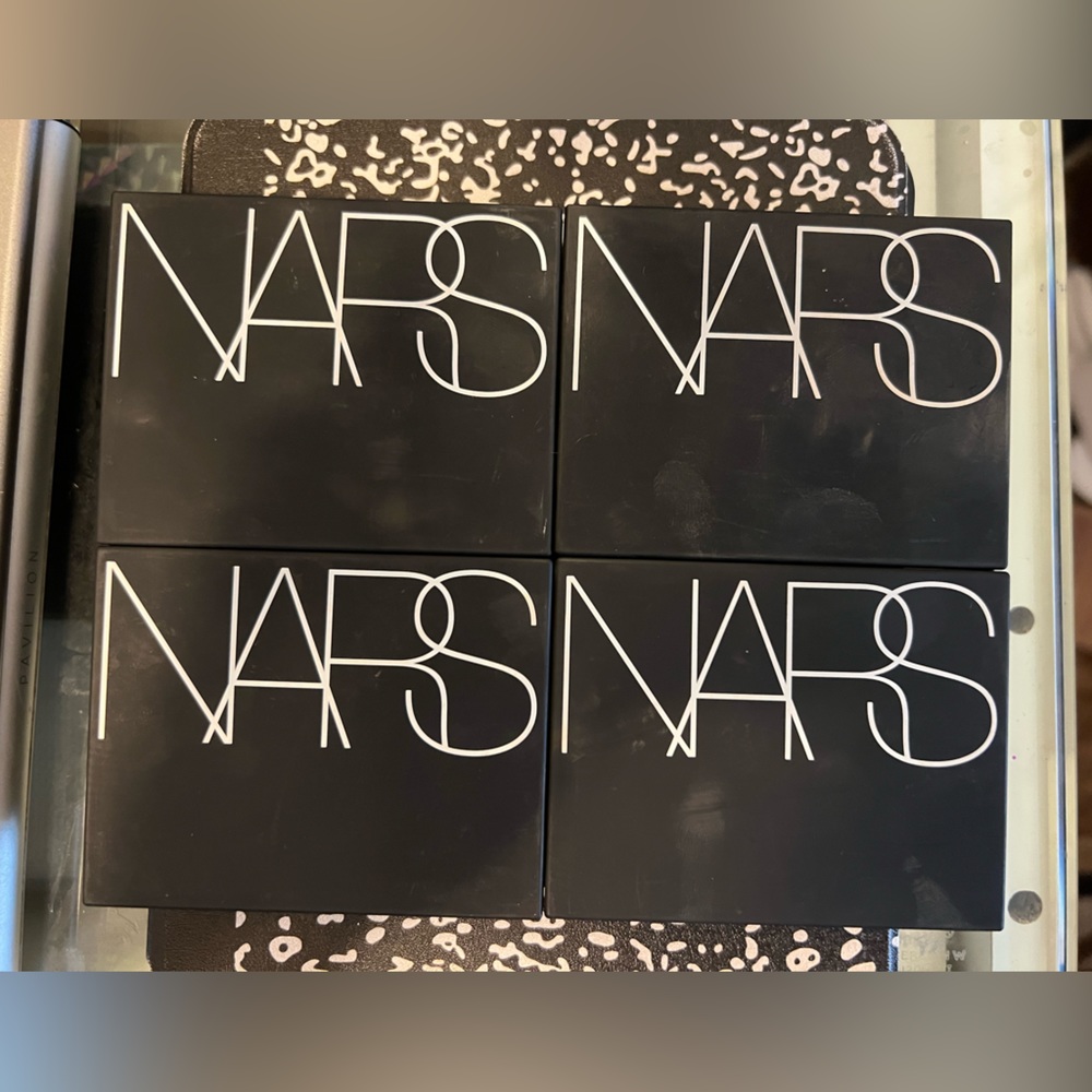 Nars Light Reflecting Pressed Setting Powders